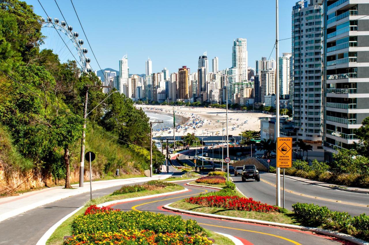Estaleiro Com Charme - Ar, Churras E Pet Friendly Balneário Camboriú Eksteriør bilde